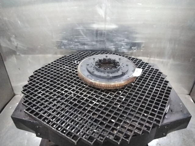 Liebherr flywheel - Smagratis: foto 3 Liebherr flywheel - Smagratis: foto 3