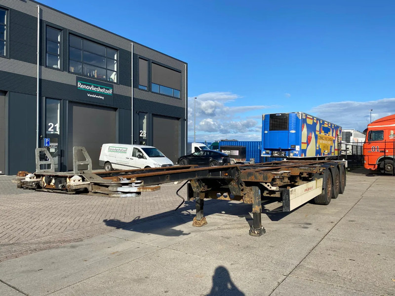 Schmitz Cargobull SCF 24 Chassis / SAF + Disc / 2x Extendable / Lift Axle - Konteineris-vežimus/ Sukeisti kūną puspriekabė: foto 4 Schmitz Cargobull SCF 24 Chassis / SAF + Disc / 2x Extendable / Lift Axle - Konteineris-vežimus/ Sukeisti kūną puspriekabė: foto 4