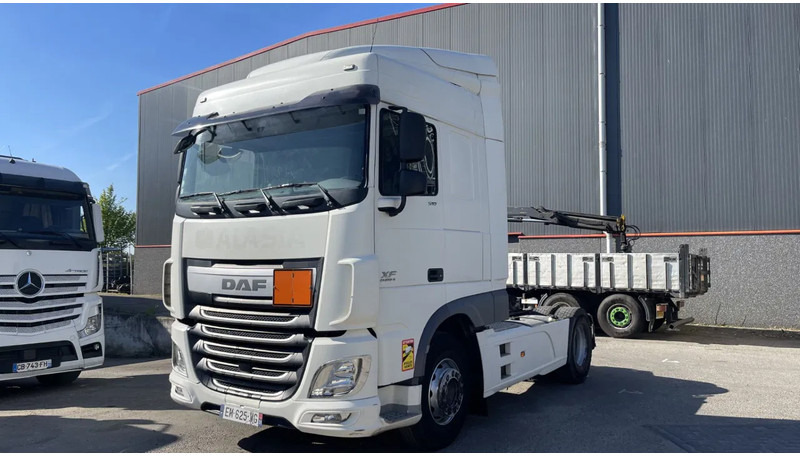 DAF XF 510 RETARDER+KOELKAST - Vilkikas: foto 1 DAF XF 510 RETARDER+KOELKAST - Vilkikas: foto 1