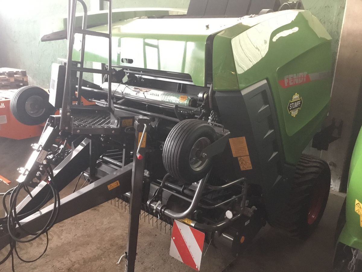 Fendt Rotana 160 V - Ruloninis presas: foto 1 Fendt Rotana 160 V - Ruloninis presas: foto 1