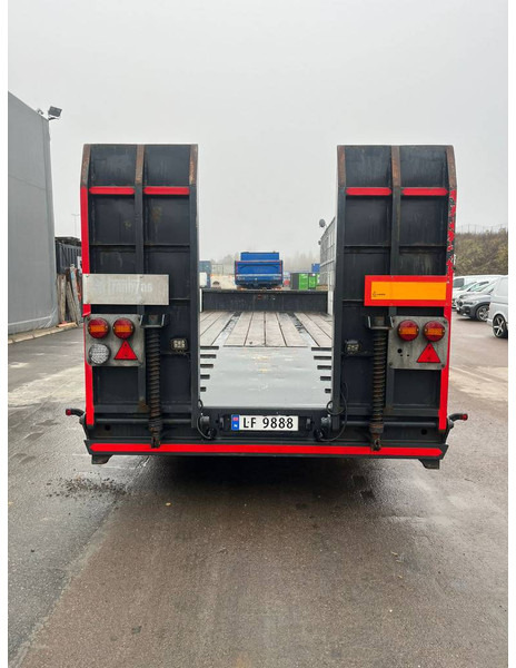 Scanslep B2DC - Žemo profilio platforma priekaba: foto 5 Scanslep B2DC - Žemo profilio platforma priekaba: foto 5