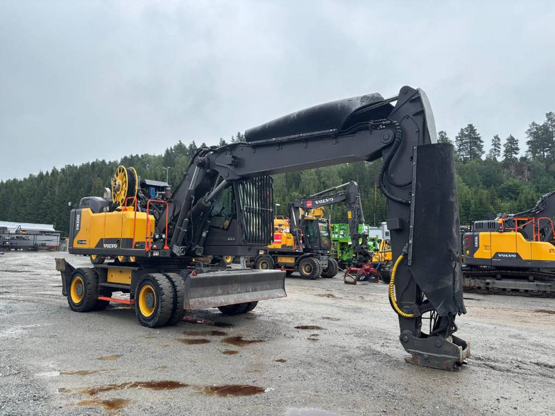 Volvo EW 220 E TUNNEL - Vikšrinis ekskavatorius: foto 2 Volvo EW 220 E TUNNEL - Vikšrinis ekskavatorius: foto 2