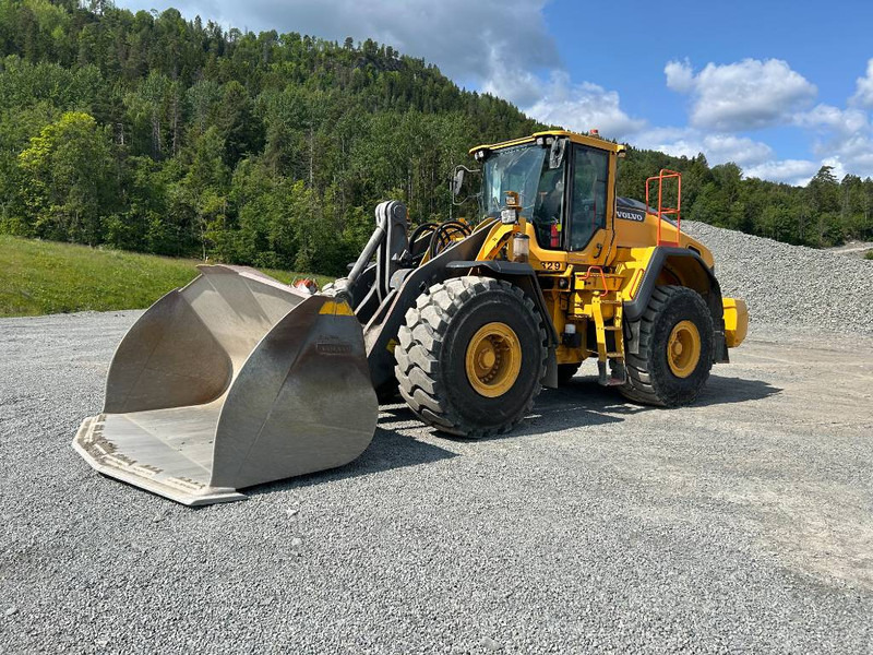 Volvo L 180 H - Ratinis krautuvas: foto 1 Volvo L 180 H - Ratinis krautuvas: foto 1