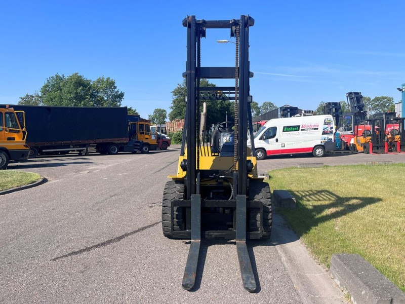 Dyzelinis krautuvas Caterpillar DP40K2: foto 7