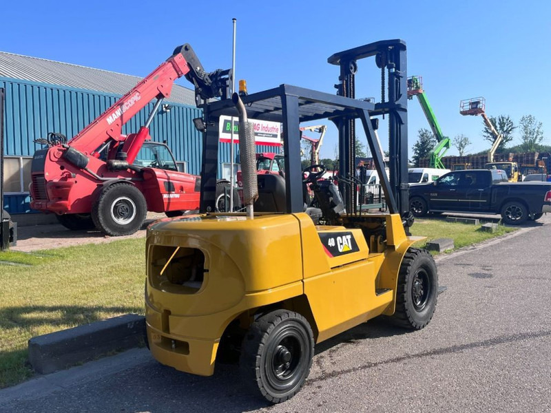 Dyzelinis krautuvas Caterpillar DP40K2: foto 6
