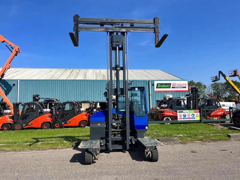 Combilift C4000 4 WAY FORKLIFT - Šakinis krautuvas su privažiavimu iš keturių pusių: foto 4 Combilift C4000 4 WAY FORKLIFT - Šakinis krautuvas su privažiavimu iš keturių pusių: foto 4