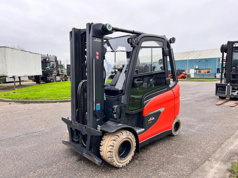 Linde E35HL-01 - Elektrinis krautuvas: foto 4 Linde E35HL-01 - Elektrinis krautuvas: foto 4