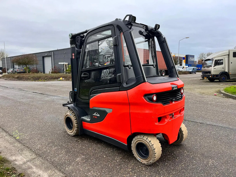 Linde E35HL-01 - Elektrinis krautuvas: foto 5 Linde E35HL-01 - Elektrinis krautuvas: foto 5