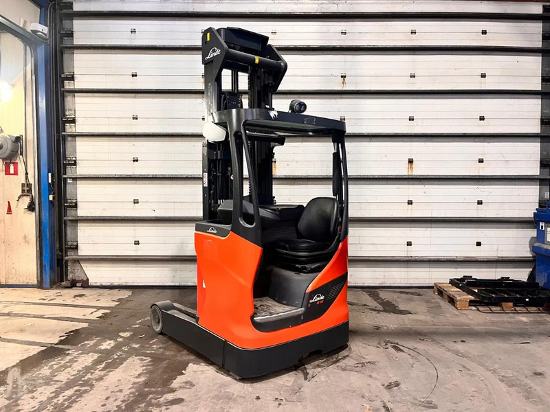 Linde R14-01 - Krautuvas su šakėmis: foto 4 Linde R14-01 - Krautuvas su šakėmis: foto 4