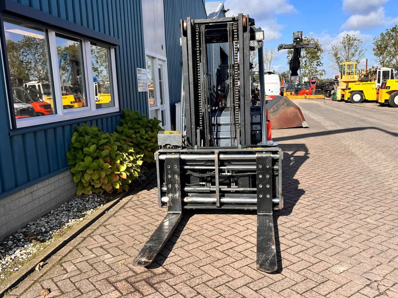 Toyota 52-8FDJF35 - Dyzelinis krautuvas: foto 5 Toyota 52-8FDJF35 - Dyzelinis krautuvas: foto 5