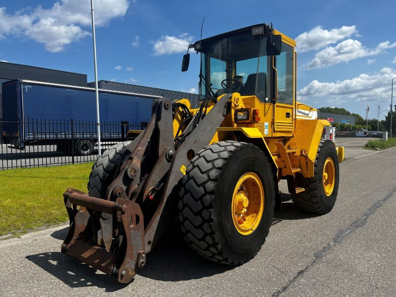 Volvo L70C - Ratinis krautuvas: foto 3 Volvo L70C - Ratinis krautuvas: foto 3