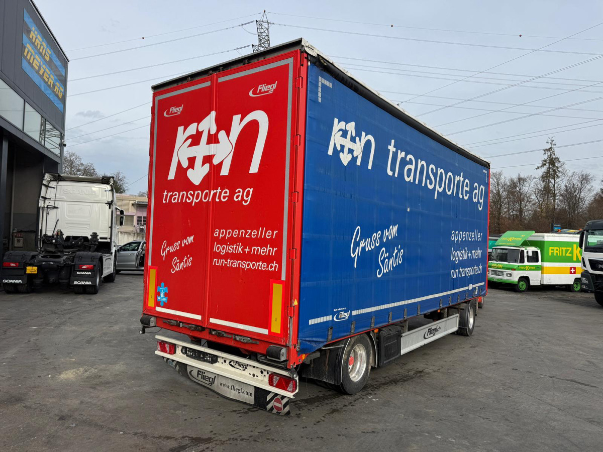 FLIEGL ZPS 200 3M Innenhöhe - Tentinė priekaba: foto 4 FLIEGL ZPS 200 3M Innenhöhe - Tentinė priekaba: foto 4