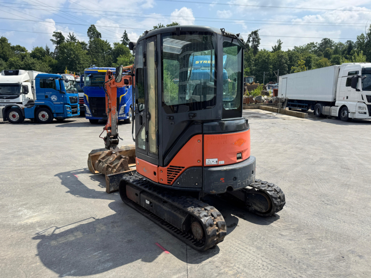 HITACHI Zaxis 30U-2 CSR - Vikšrinis ekskavatorius: foto 5 HITACHI Zaxis 30U-2 CSR - Vikšrinis ekskavatorius: foto 5