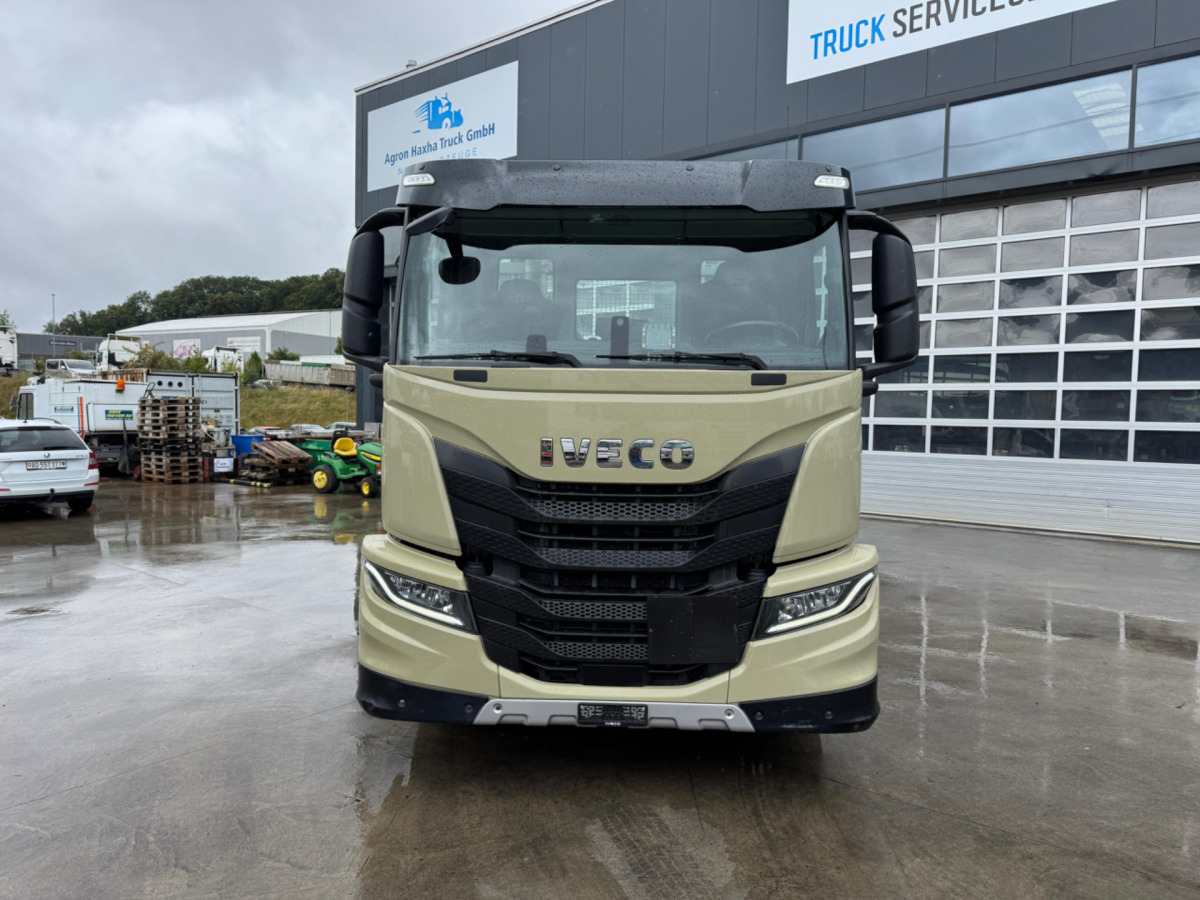 IVECO S Way 420 4x2 Trösch - Nuožulnaus pakėlimo ant platformos sunkvežimis: foto 2 IVECO S Way 420 4x2 Trösch - Nuožulnaus pakėlimo ant platformos sunkvežimis: foto 2