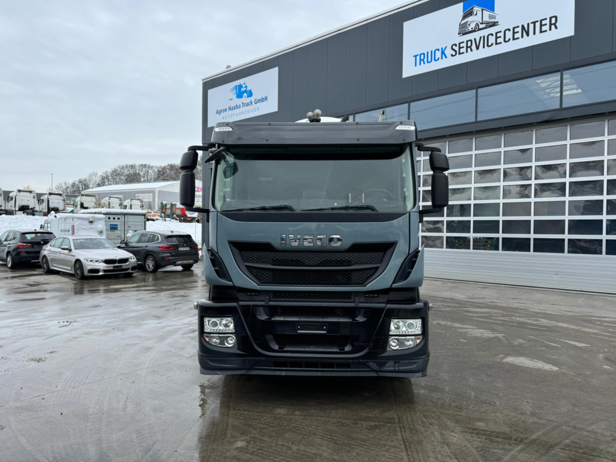 IVECO Stralis 460 6x2 Cementsilo Kompressor - Autocisterna: foto 2 IVECO Stralis 460 6x2 Cementsilo Kompressor - Autocisterna: foto 2