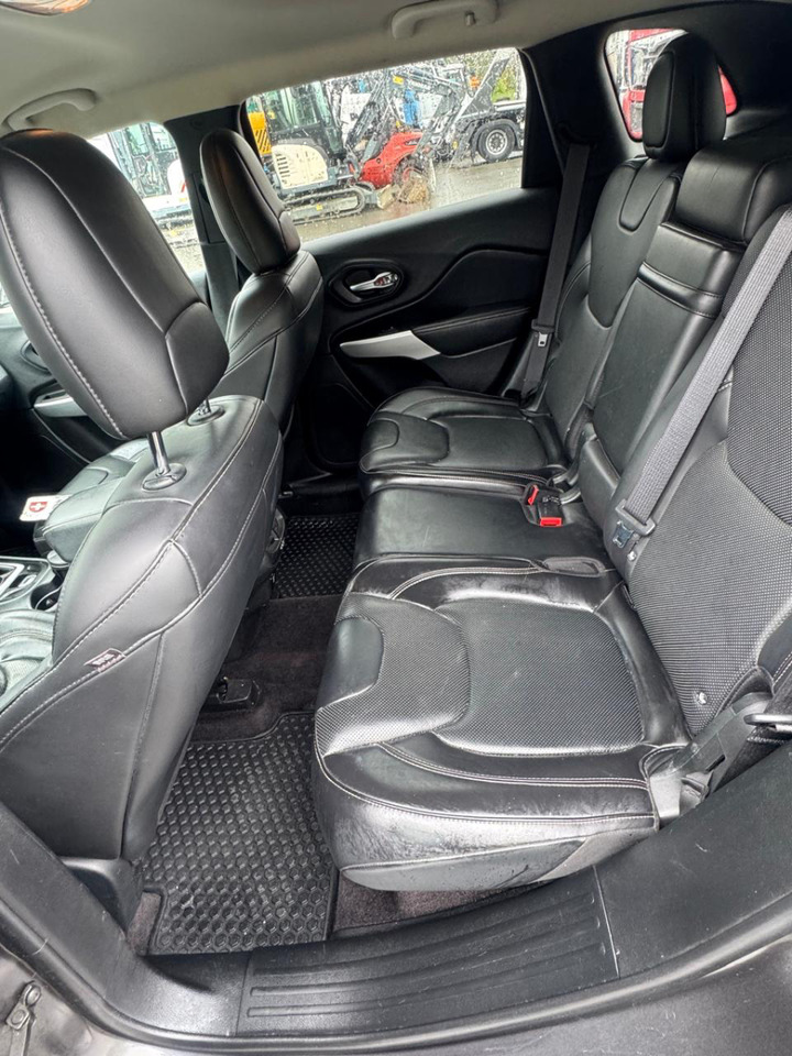 Hečbekas JEEP Cherokee 2.2 TD: foto 7