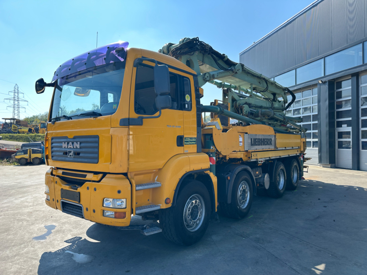 MAN TGA 41.440 8x4 Hallenpumpe 31M-5 - Betono siurblys: foto 1 MAN TGA 41.440 8x4 Hallenpumpe 31M-5 - Betono siurblys: foto 1