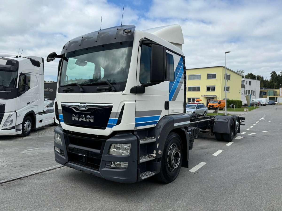 MAN TGS 26.440 6x2 Chassis - Važiuoklės sunkvežimis: foto 1 MAN TGS 26.440 6x2 Chassis - Važiuoklės sunkvežimis: foto 1