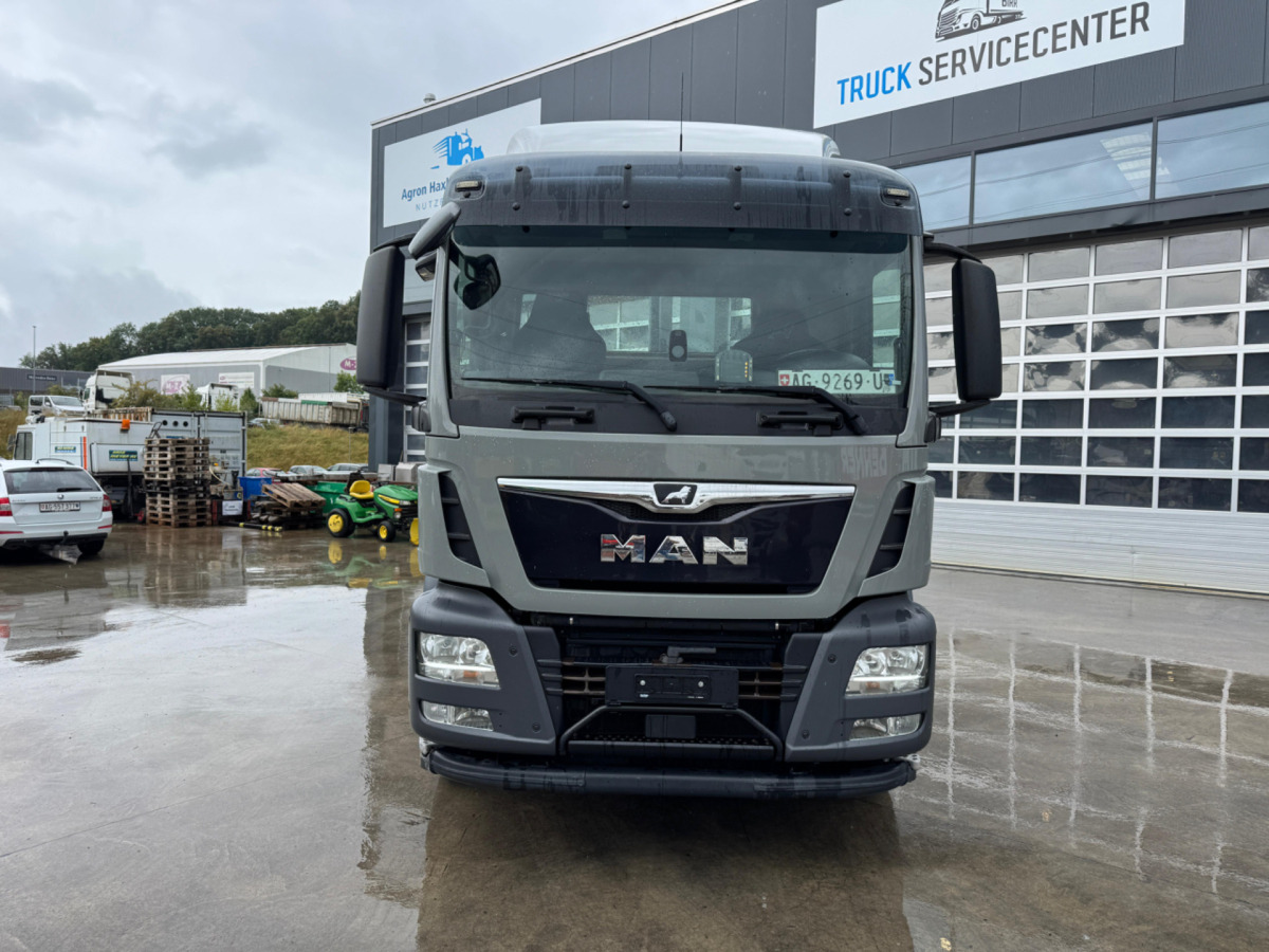 MAN TGS 26.500 6x2 Hiab 21T - Hook-lift sunkvežimis: foto 2 MAN TGS 26.500 6x2 Hiab 21T - Hook-lift sunkvežimis: foto 2