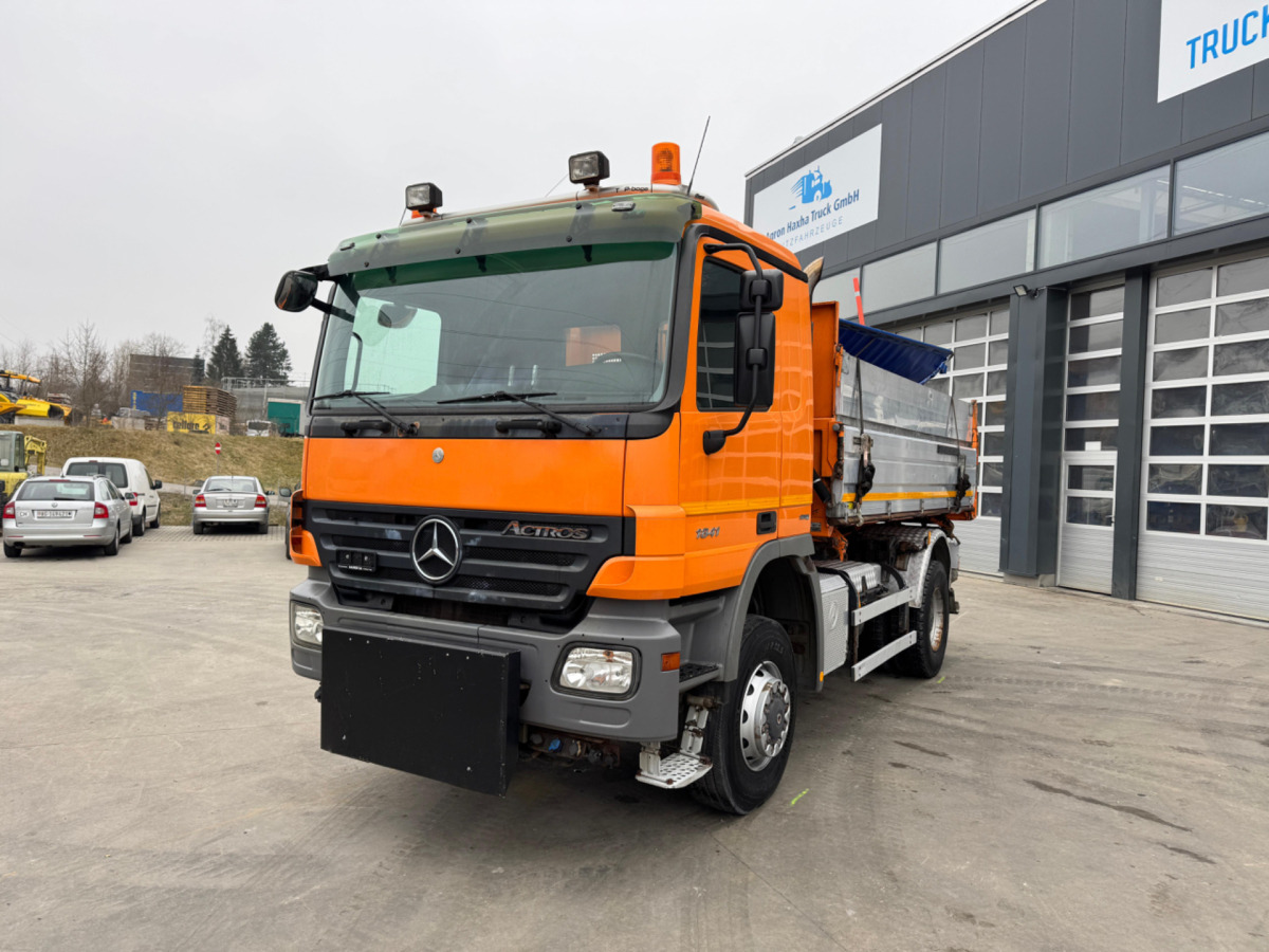 MERCEDES Actros 1841 4x4 mit Schneeplfug - Savivartis sunkvežimis: foto 2 MERCEDES Actros 1841 4x4 mit Schneeplfug - Savivartis sunkvežimis: foto 2
