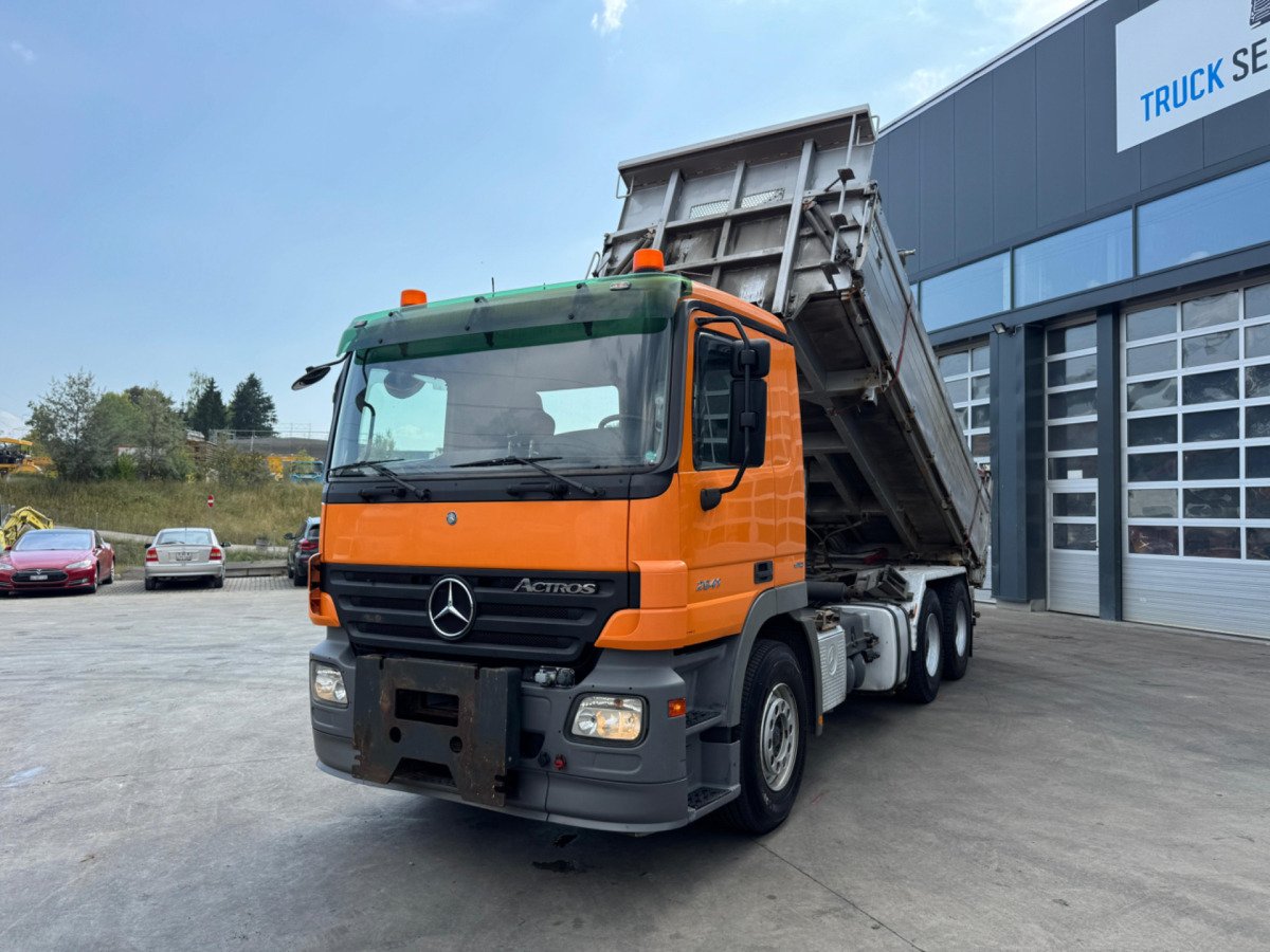 MERCEDES Actros 2641 6x4 Moser 3S Winterdienst - Savivartis sunkvežimis: foto 2 MERCEDES Actros 2641 6x4 Moser 3S Winterdienst - Savivartis sunkvežimis: foto 2