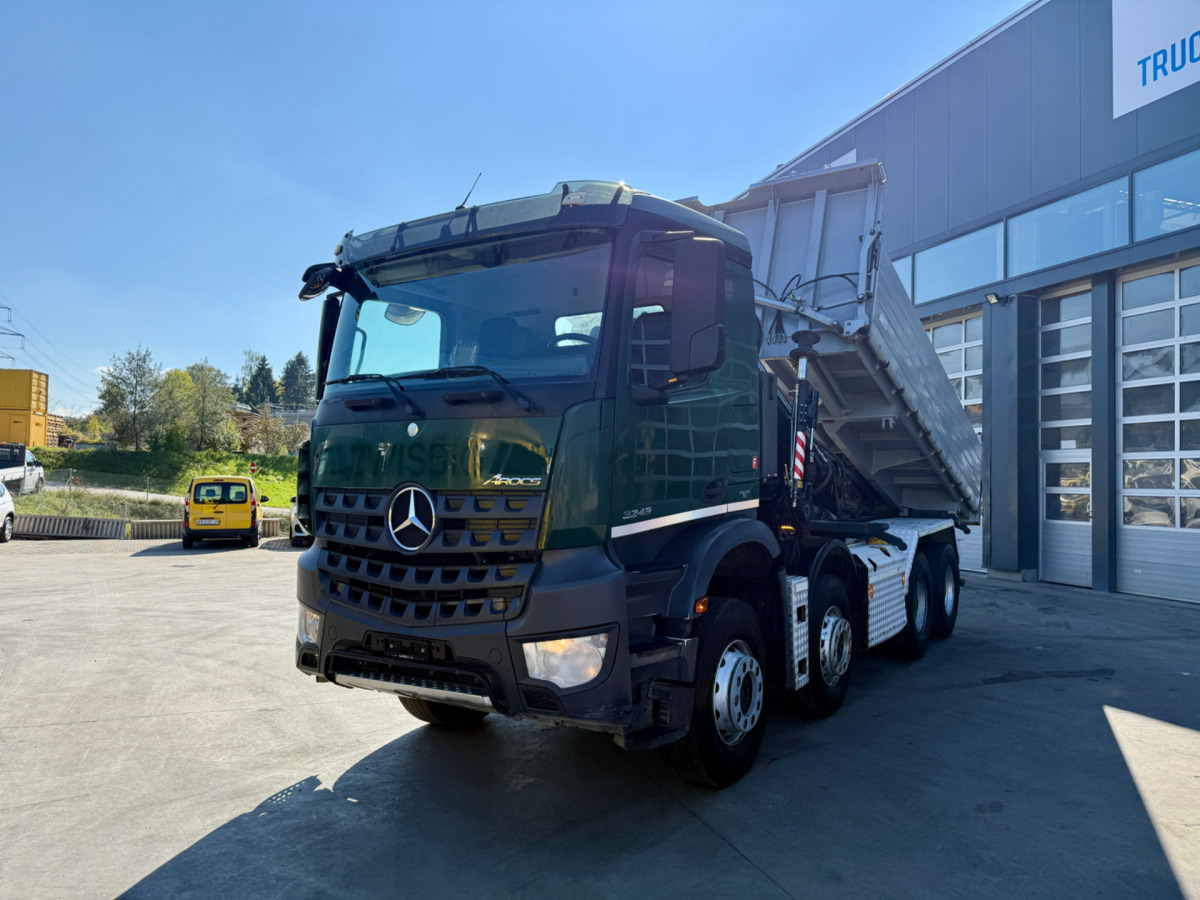 MERCEDES Arocs 3242 8x4 Hiab 166-4 - Savivartis sunkvežimis, Sunkvežimis su kranu: foto 1 MERCEDES Arocs 3242 8x4 Hiab 166-4 - Savivartis sunkvežimis, Sunkvežimis su kranu: foto 1