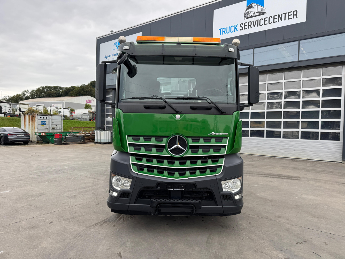 MERCEDES Arocs 4453 10x4 Mobas - Hook-lift sunkvežimis: foto 2 MERCEDES Arocs 4453 10x4 Mobas - Hook-lift sunkvežimis: foto 2
