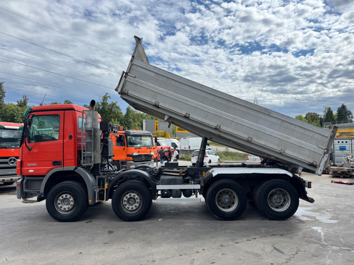 MERCEDES BENZ ACTROS 3246 C8668 - Savivartis sunkvežimis: foto 2 MERCEDES BENZ ACTROS 3246 C8668 - Savivartis sunkvežimis: foto 2
