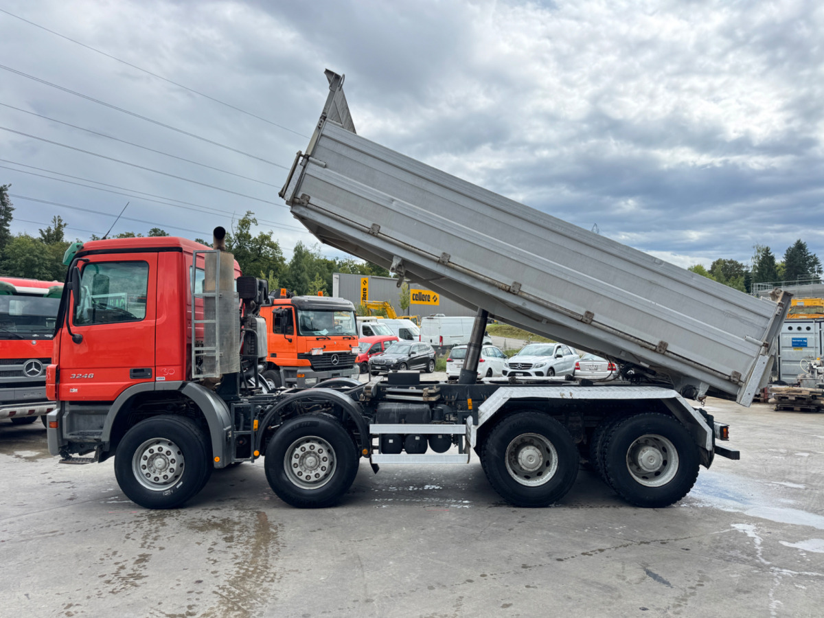 MERCEDES BENZ ACTROS 3246 C9792 - Savivartis sunkvežimis: foto 2 MERCEDES BENZ ACTROS 3246 C9792 - Savivartis sunkvežimis: foto 2