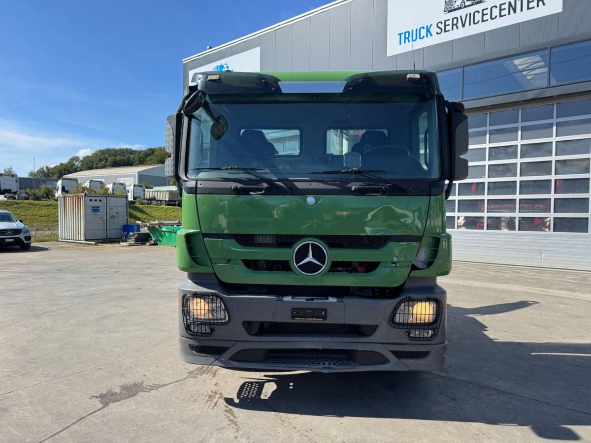 MERCEDES BENZ ACTROS 4448 - Hook-lift sunkvežimis: foto 2 MERCEDES BENZ ACTROS 4448 - Hook-lift sunkvežimis: foto 2