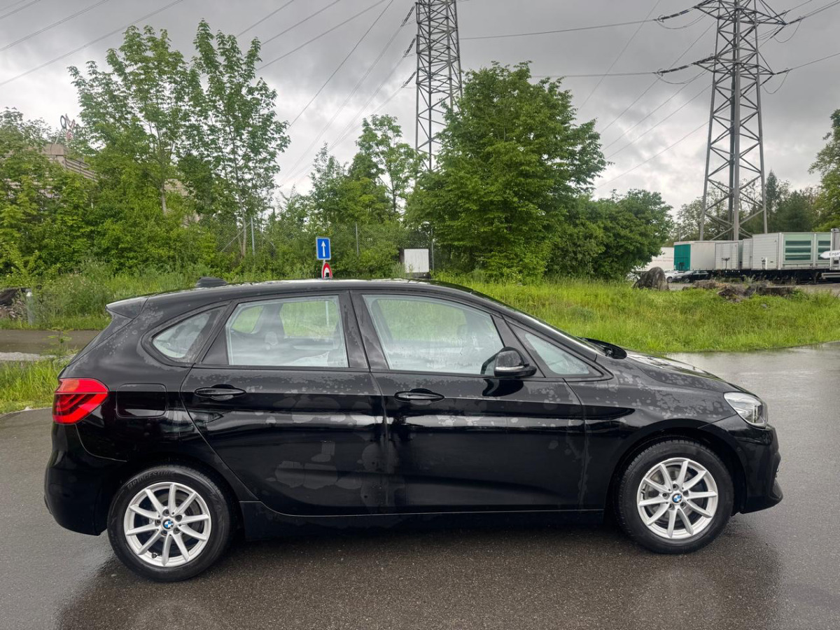 Marke BMW 218d xDrive - Hečbekas: foto 4 Marke BMW 218d xDrive - Hečbekas: foto 4