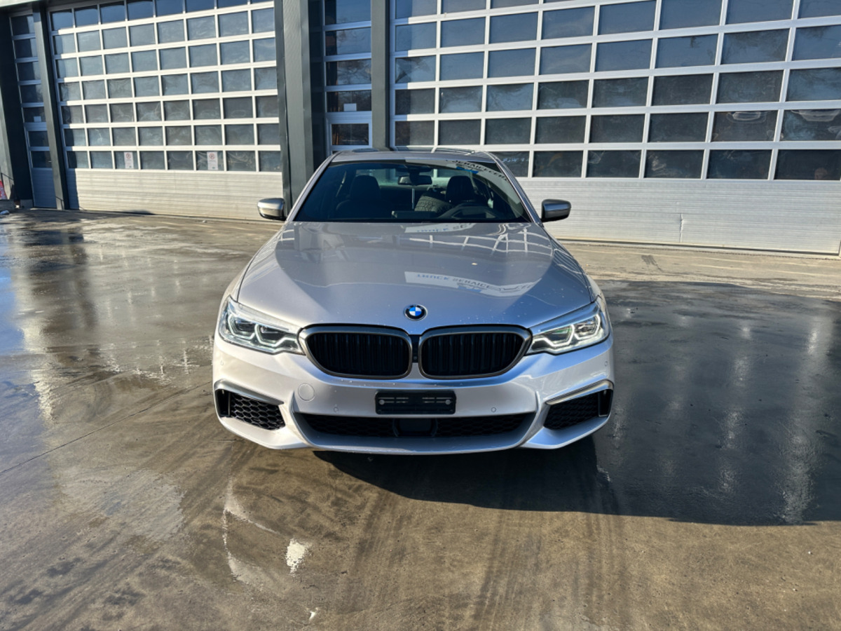 Marke BMW M550D xDrive - Sedanas: foto 2 Marke BMW M550D xDrive - Sedanas: foto 2