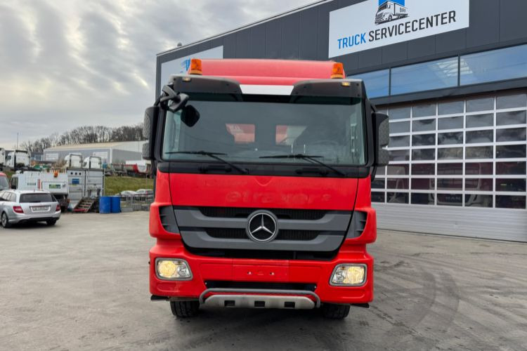 Mercedes-Benz Actros 4144 8x4 MTS Saugbagger - Asenizatorius: foto 3 Mercedes-Benz Actros 4144 8x4 MTS Saugbagger - Asenizatorius: foto 3