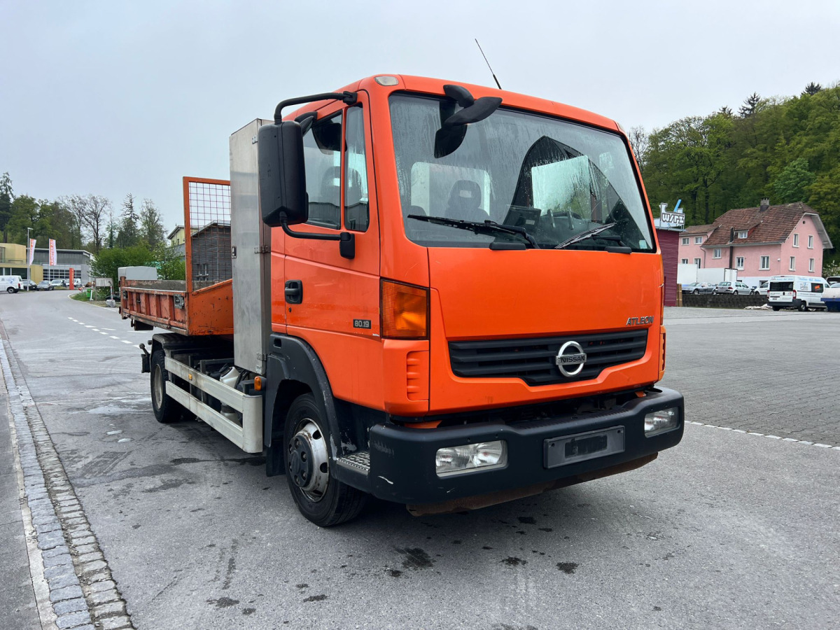 NISSAN Atleon 80.19 4x2 Hooklift - Hook-lift sunkvežimis: foto 4 NISSAN Atleon 80.19 4x2 Hooklift - Hook-lift sunkvežimis: foto 4