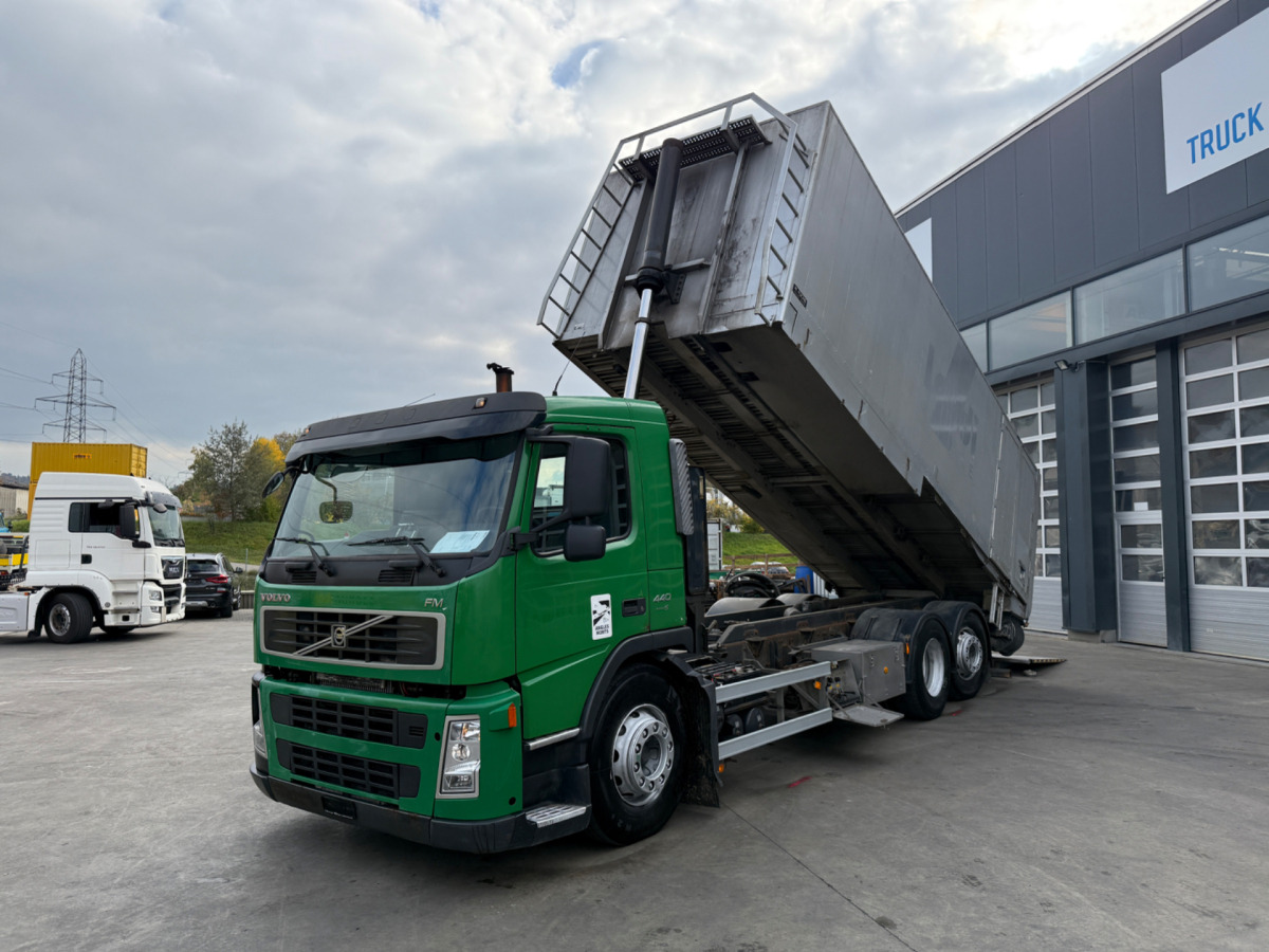VOLVO FM-440 6x2 Getreidekipper - Savivartis sunkvežimis: foto 2 VOLVO FM-440 6x2 Getreidekipper - Savivartis sunkvežimis: foto 2