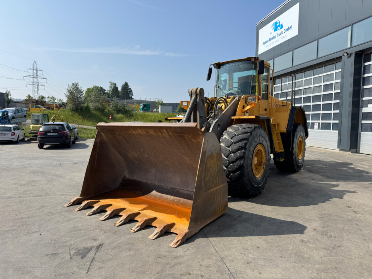 VOLVO L150E - Ratinis krautuvas: foto 1 VOLVO L150E - Ratinis krautuvas: foto 1