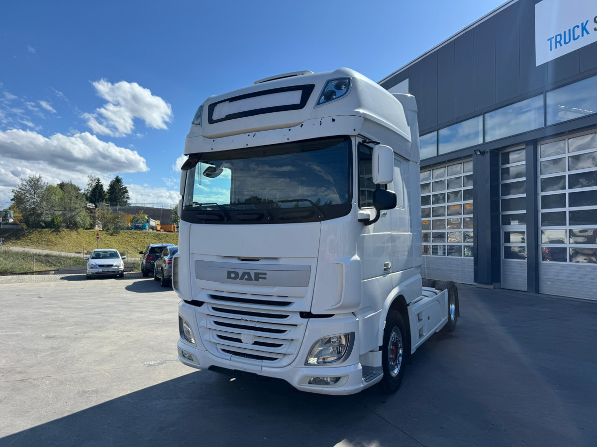 DAF XF460 4x2 - Vilkikas: foto 1 DAF XF460 4x2 - Vilkikas: foto 1