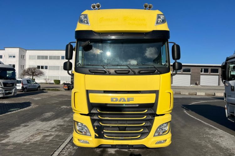 DAF XF510 4x2 - Vilkikas: foto 2 DAF XF510 4x2 - Vilkikas: foto 2