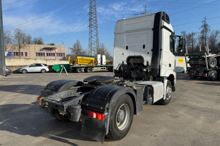 Mercedes-Benz Arocs 1851 4x4H Kipphydraulik - Vilkikas: foto 4 Mercedes-Benz Arocs 1851 4x4H Kipphydraulik - Vilkikas: foto 4