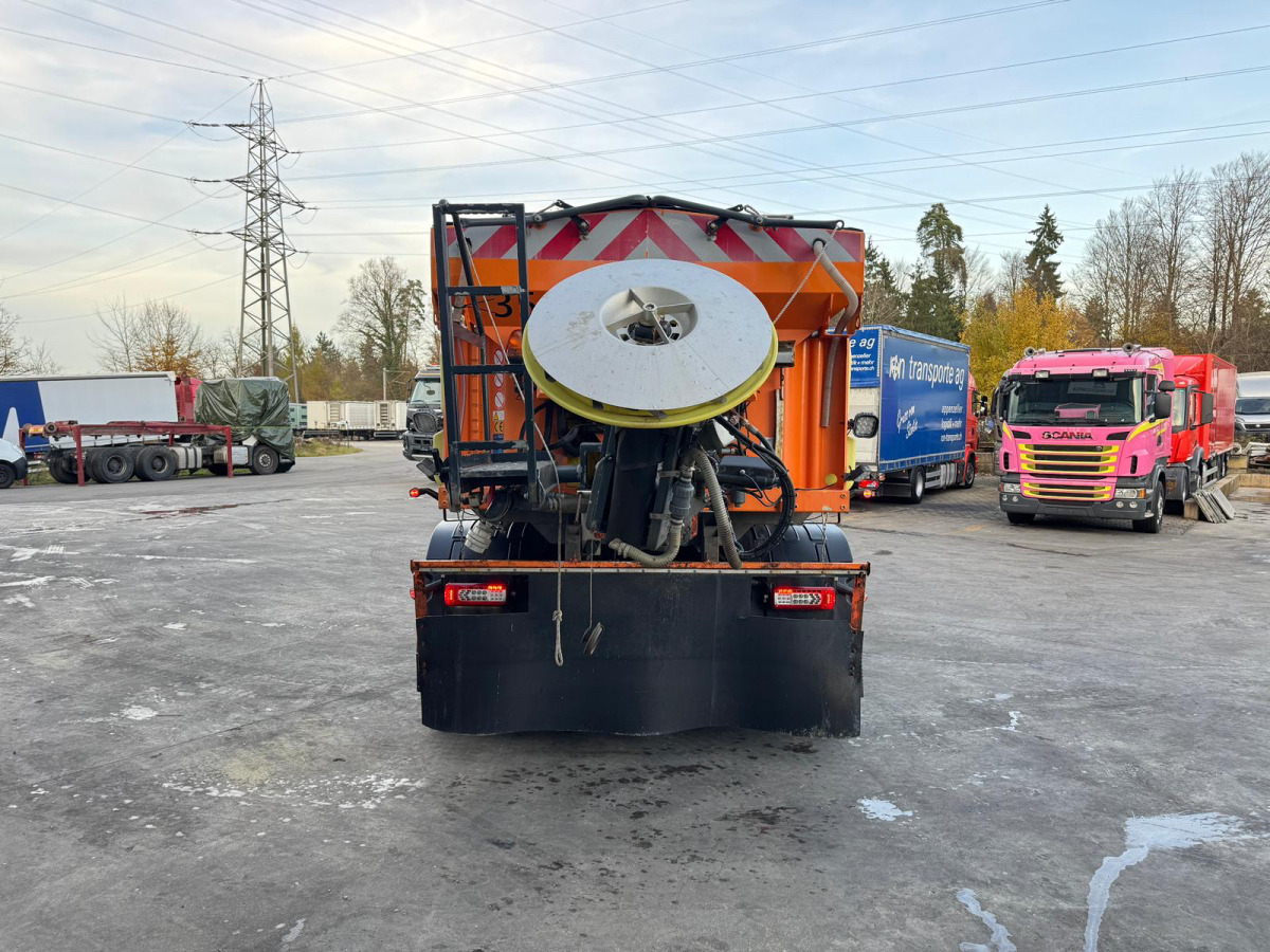 VOLVO FH-460 4x2 Winterdienst/SZM - Vilkikas: foto 5 VOLVO FH-460 4x2 Winterdienst/SZM - Vilkikas: foto 5