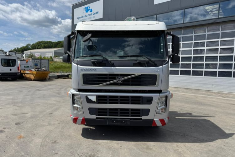 Volvo FM-400 4x2 Bonfiglioli 15000-4 - Sunkvežimis su kranu: foto 3 Volvo FM-400 4x2 Bonfiglioli 15000-4 - Sunkvežimis su kranu: foto 3