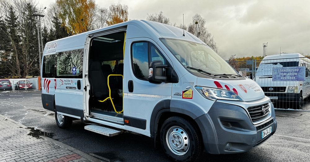Fiat Ducato / 17 miejsc / EURO 6/ IGŁA !!!/ Cena:74000 zł netto - Mikroautobusas, Keleivinis furgonas: foto 3 Fiat Ducato / 17 miejsc / EURO 6/ IGŁA !!!/ Cena:74000 zł netto - Mikroautobusas, Keleivinis furgonas: foto 3