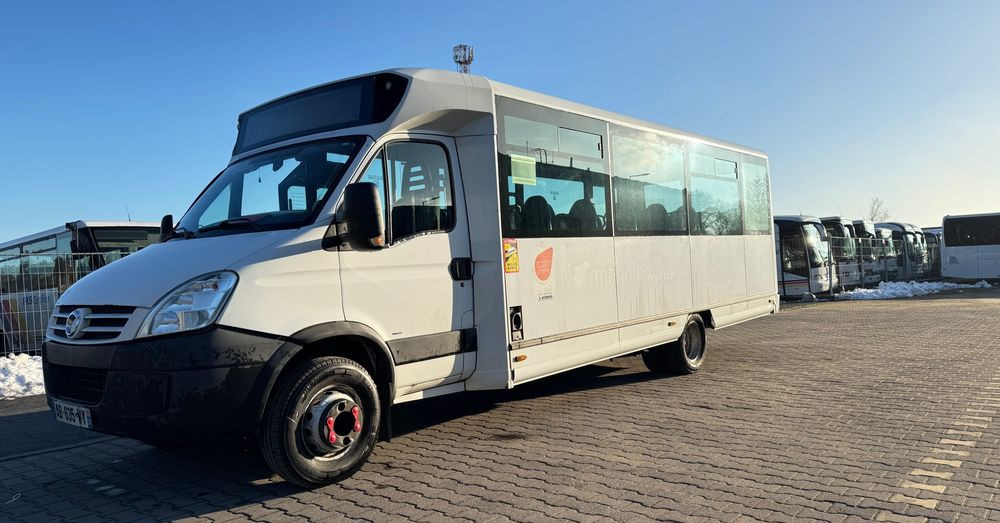 Iveco Aptineo / mała klima / 28 miejsc / winda / CENA: 67500 zł netto - Mikroautobusas, Keleivinis furgonas: foto 2 Iveco Aptineo / mała klima / 28 miejsc / winda / CENA: 67500 zł netto - Mikroautobusas, Keleivinis furgonas: foto 2