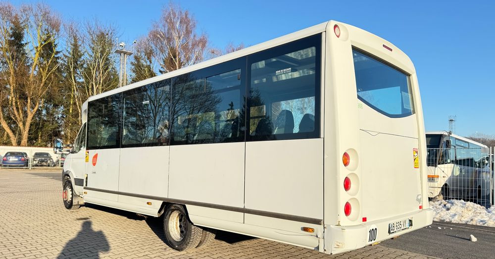 Iveco Aptineo / mała klima / 28 miejsc / winda / CENA: 67500 zł netto - Mikroautobusas, Keleivinis furgonas: foto 4 Iveco Aptineo / mała klima / 28 miejsc / winda / CENA: 67500 zł netto - Mikroautobusas, Keleivinis furgonas: foto 4