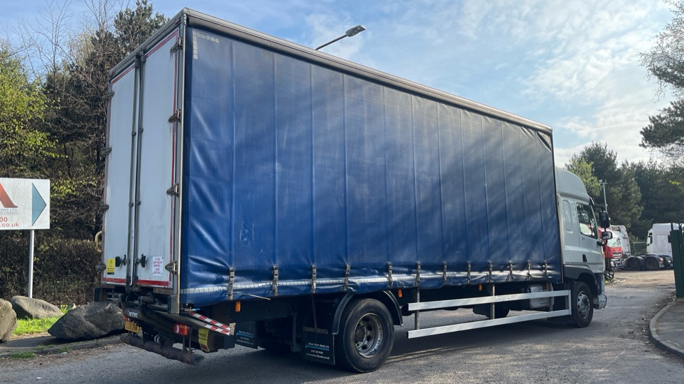 DAF CF 310 EURO 6 18 TONNE - Tentinis sunkvežimis: foto 4 DAF CF 310 EURO 6 18 TONNE - Tentinis sunkvežimis: foto 4