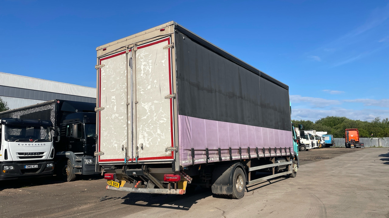 DAF LF 210 - Tentinis sunkvežimis: foto 4 DAF LF 210 - Tentinis sunkvežimis: foto 4