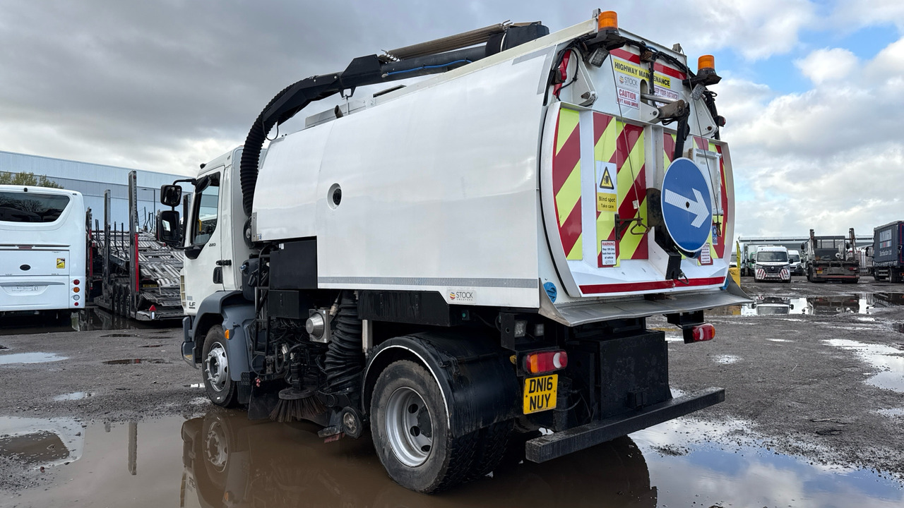 DAF LF 220 - Gatvių šlavimo mašina: foto 3 DAF LF 220 - Gatvių šlavimo mašina: foto 3