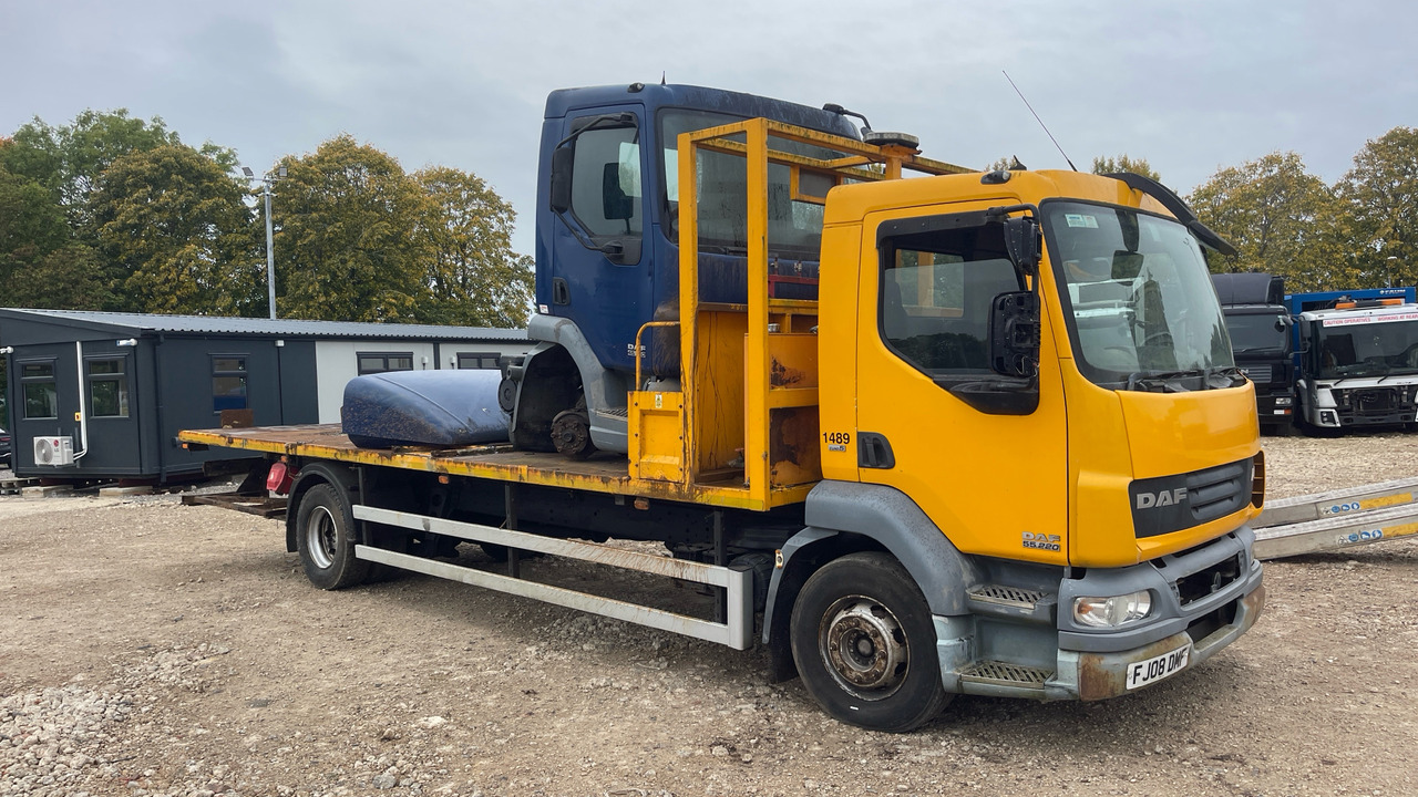 DAF LF 55.220 - Platforminis/ Bortinis sunkvežimis: foto 1 DAF LF 55.220 - Platforminis/ Bortinis sunkvežimis: foto 1