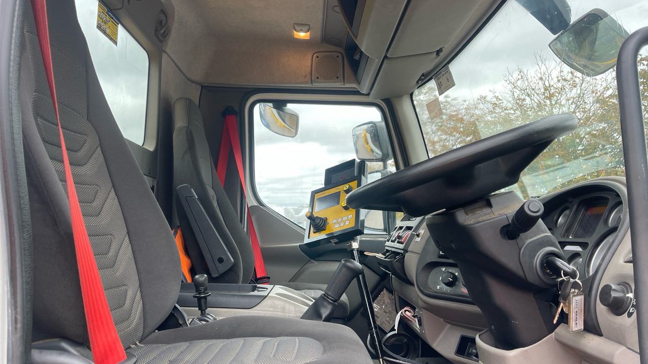 DAF LF 55.220 - Sniego valymo mašina: foto 5 DAF LF 55.220 - Sniego valymo mašina: foto 5