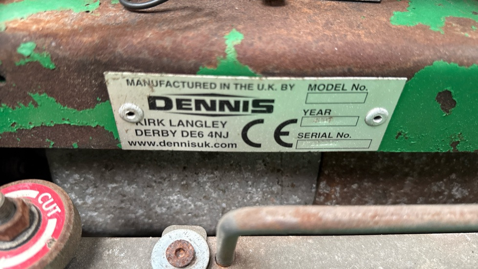 DENNIS FT510 PEDESTRIAN CYLINDER MOWER WITH 5K UNIT AND GRASS BOX - Vejapjovė: foto 5 DENNIS FT510 PEDESTRIAN CYLINDER MOWER WITH 5K UNIT AND GRASS BOX - Vejapjovė: foto 5